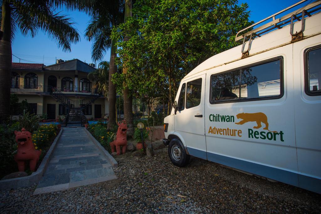 Chitwan Adventure Resort Sauraha Dış mekan fotoğraf