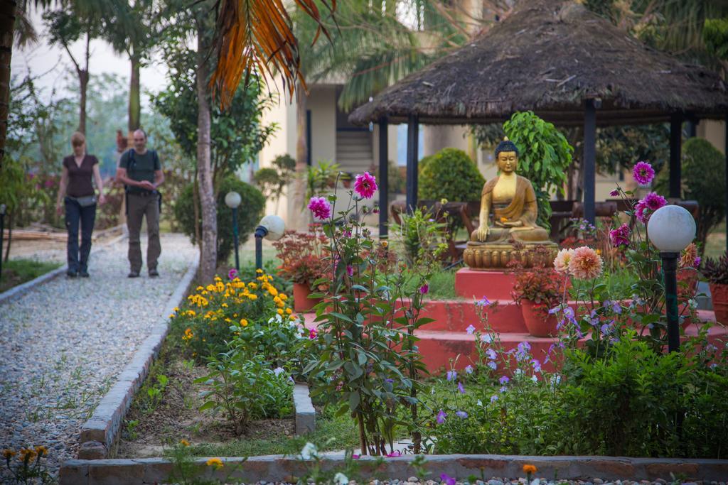 Chitwan Adventure Resort Sauraha Dış mekan fotoğraf