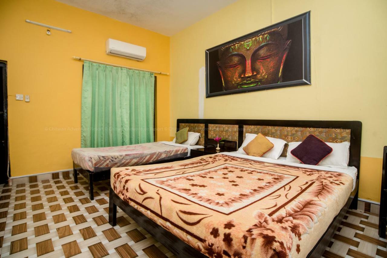 Chitwan Adventure Resort Sauraha Dış mekan fotoğraf