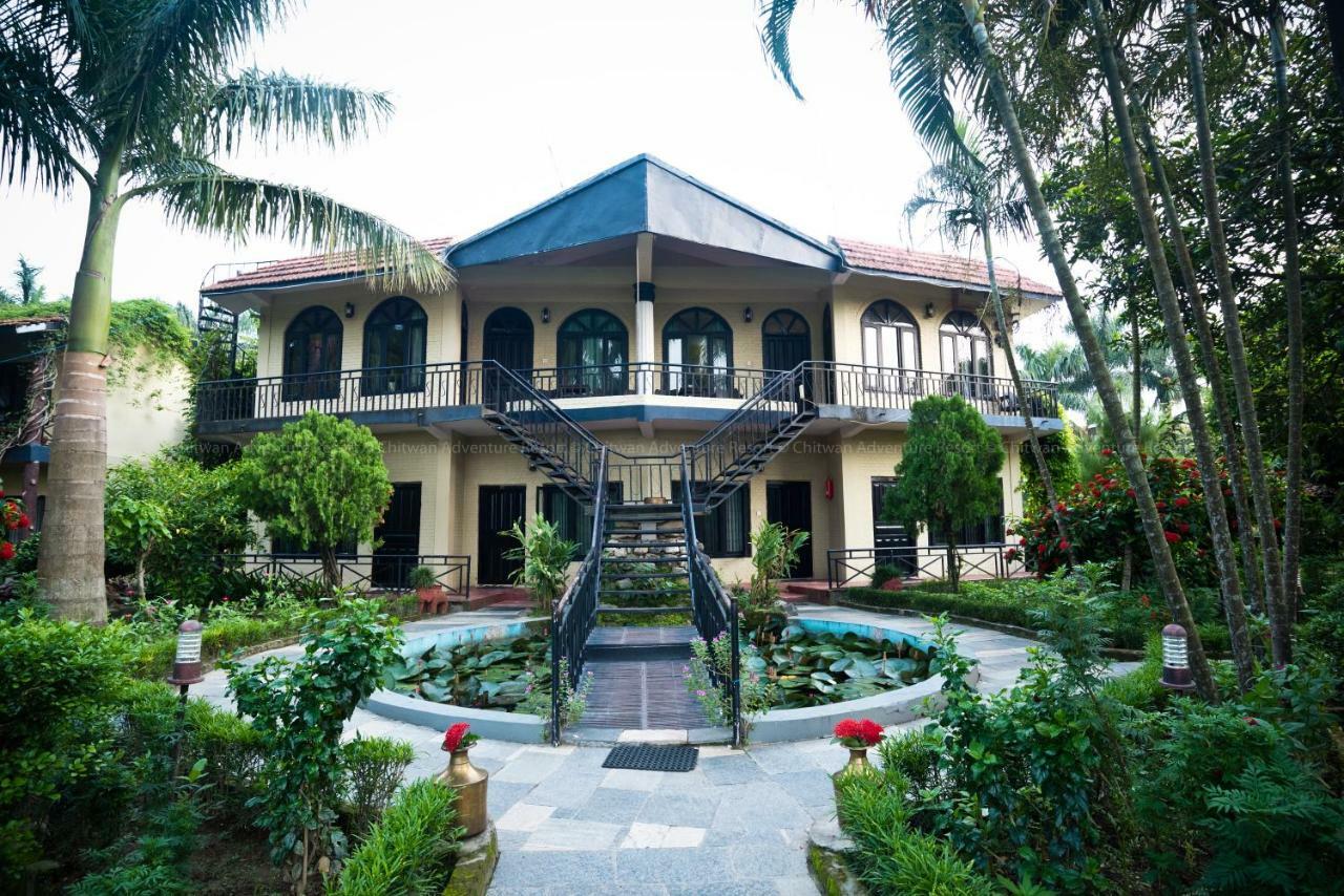 Chitwan Adventure Resort Sauraha Dış mekan fotoğraf